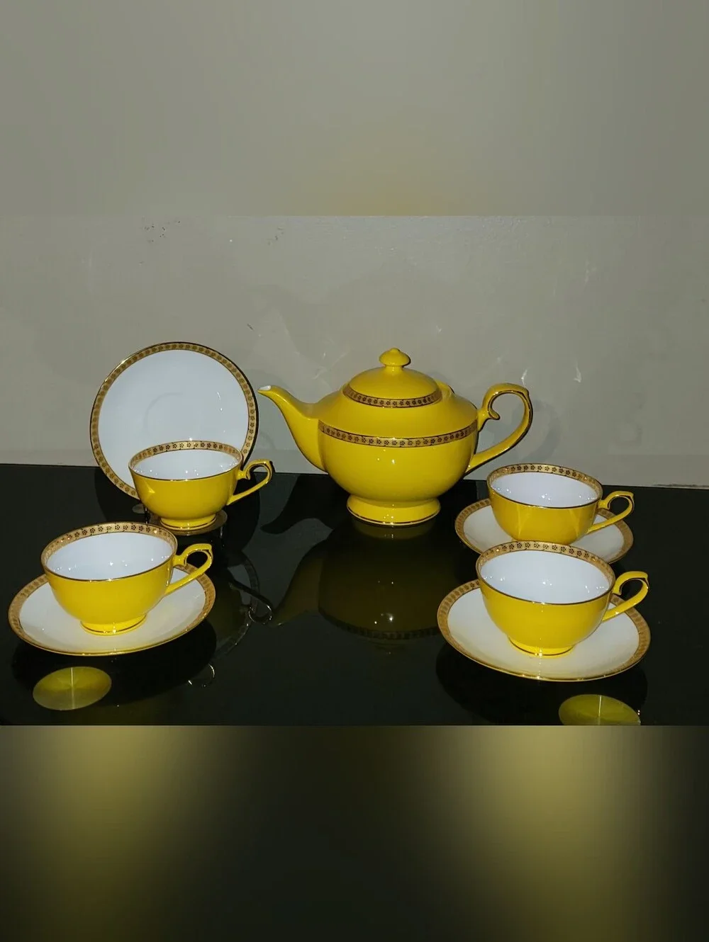 VINTAGE TEAVANA NOBLE POPPY Yellow Porcelain 10 PiecesTea Set with 14K Gold Trim